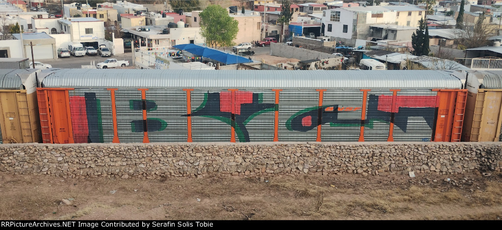 BNSF 25782 Con Grafiti 